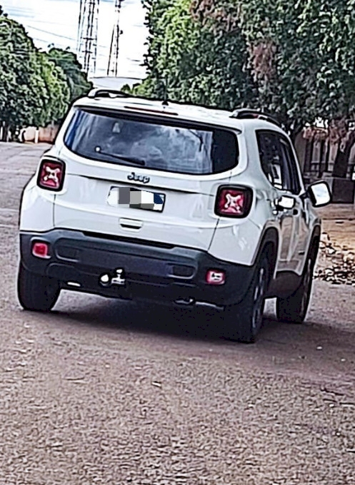 IVINHEMA: Colisão entre carro e moto deixa mulher ferida