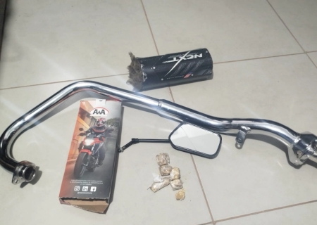 DEODÁPOLIS: Polícia apreende drogas escondidas em peças de motocicleta