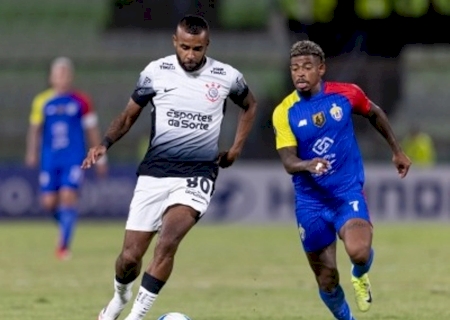 Corinthians desperdiça chances e cede empate à UCV na estreia pela Libertadores