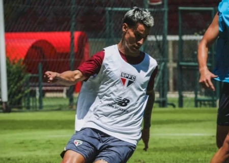 Ferreira treina com o elenco do São Paulo pela primeira vez após se recuperar de lesão