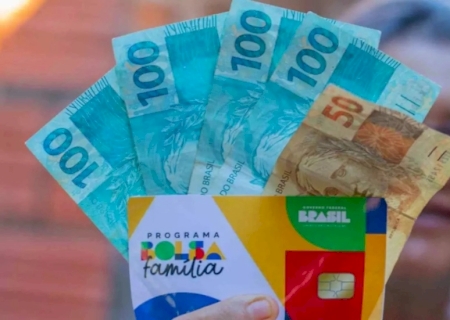 Bolsa Família: beneficiários com NIS final 7 recebem nesta terça-feira