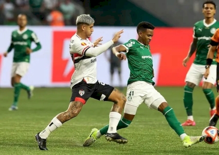 São Paulo empata com Palmeiras, mantém rival fora da zona de classificação e avança no Paulista