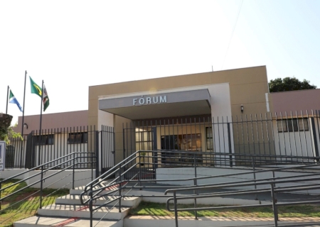 DEODÁPOLIS: Comarca do município abre processo seletivo para estagiários de Direito