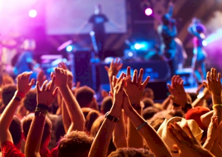 DEODÁPOLIS: Gastos com dois shows na EXPOAD 2025 somam R$ 694 mil