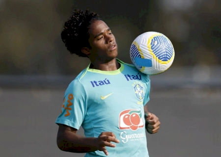 Endrick diz ter “medo de não ir para a Copa” em 2026