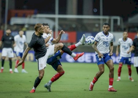 Com um a mais, time alternativo do Corinthians busca empate contra o Bahia pelo Brasileirão