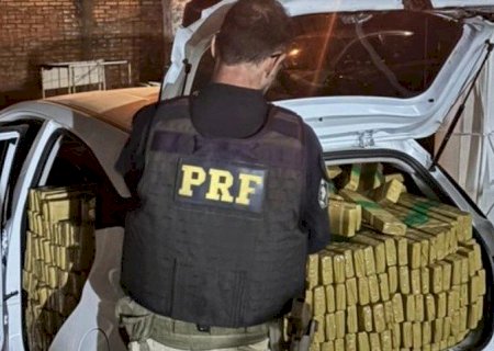 Veículo com mais de 1,3 toneladas de maconha é apreendido após perseguição policial em MS