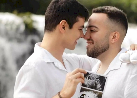 Lucas Rangel e Lucas Bley anunciam gestação do primeiro filho: ‘Alegria’