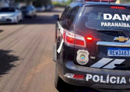 Homem é preso após agredir a companheira com barra de ferro por horas em MS