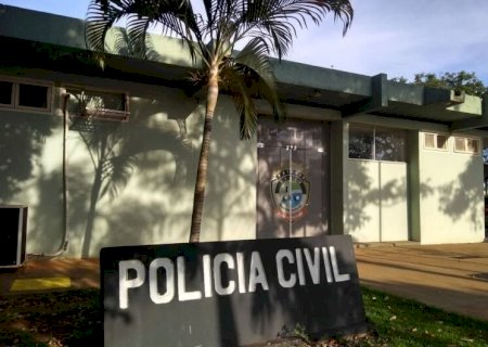 Homem é encontrado morto dentro de casa e em meio a poça de sangue
