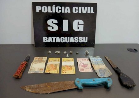Suspeito por tráfico de drogas é preso após flagrante em 'boca de fumo'