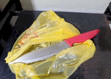 Homem tenta emboscar ex e o atual dela, é esfaqueado e vai parar no hospital