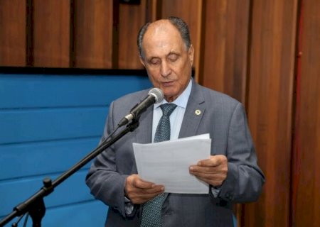 Zé Teixeira reforça compromisso e atende demandas de Ivinhema