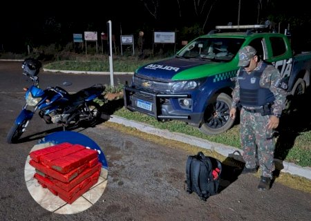 IVINHEMA: PMA apreende quase 10 kg de maconha durante fiscalização na MS-141