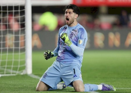 Goleiro do Flamengo, Rossi recebe elogios até de rival por atuação na Argentina