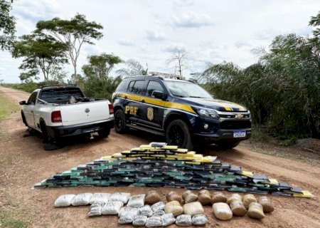 Skunk e cocaína são apreendidos em perseguição policial na fronteira