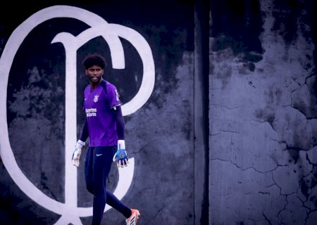 Treino do Corinthians: Hugo vai a campo com proteção no ombro e ainda é dúvida