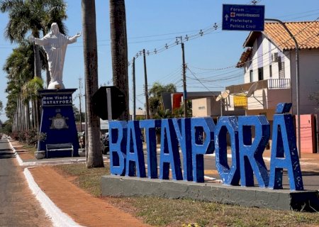 BATAYPORÃ: Prefeitura vai gastar mais de R$ 214 mil com decoração e iluminação natalina