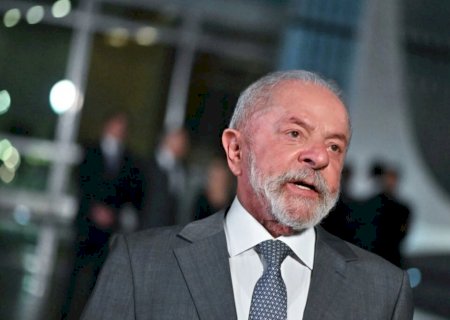 Lula volta a deixar presos do 8/1 de fora do indulto de Natal