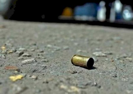 Trabalhador rural é atingido por bala perdida no olho e na coxa em MS