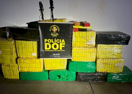 Picape com quase meia tonelada de maconha é apreendida na 'Estrada da Balsinha'