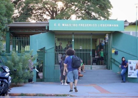 Alunos de MS pedem mais esporte e tecnologia nas escolas públicas, diz pesquisa
