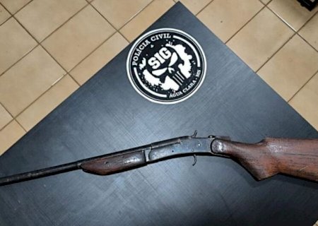 Homem ameaça matar ex, invade fazenda e é preso com espingarda