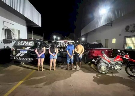 Menina de 2 anos morre após ataque a tiros em conveniência