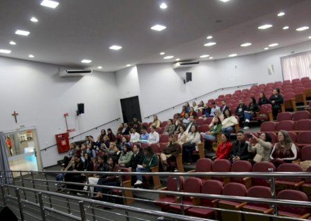APAE de Ivinhema promove oficina para ampliar oportunidades às pessoas com deficiência