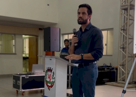 DEODÁPOLIS: Prefeito Jean lança Programa de Ensino Bilíngue inédito no MS e amplia ensino de inglês na Rede Municipal de Educação