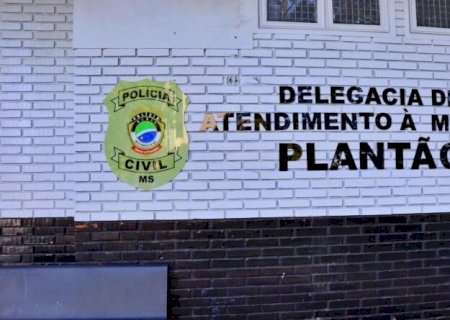 Filho tenta proteger mãe de agressão do marido e acaba atingido por pauladas junto dela