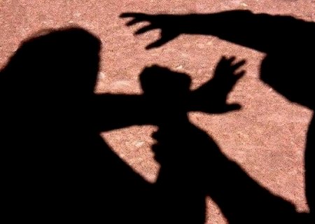 Homem é preso por fingir ser pai e estuprar menina de 9 anos em MS