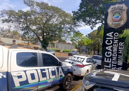 Patrão é levado à delegacia após funcionária denunciar assédio sexual