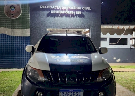 DEODÁPOLIS: Jovem é preso por ameaçar, agredir comerciante e quebrar carro