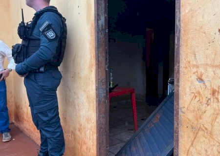 GUERRA DE FACÇÕES: dupla arromba porta e mata jovem a tiros em MS