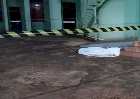 ANGÉLICA: Homem é encontrado morto em frente à igreja