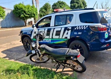Mulher é presa após furtar motocicleta em Glória de Dourados e ser localizada em Deodápolis