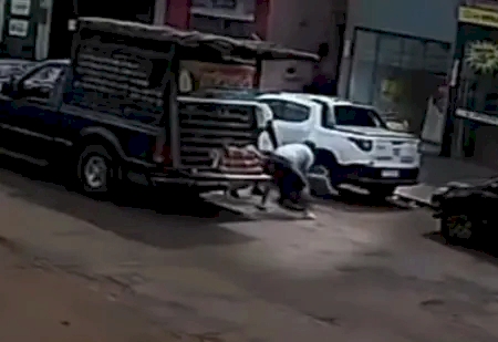 Câmera mostra briga que teria terminado com homem esfaqueado em Maracaju