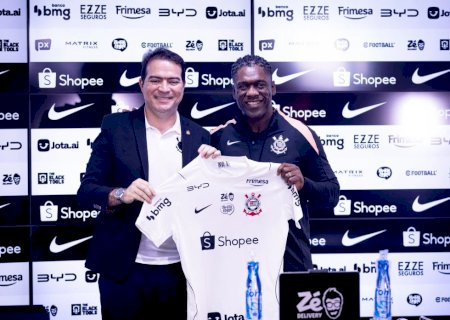 Seedorf justifica sete anos sem treinar e celebra chance no Corinthians: “Um leão ferido é perigoso'