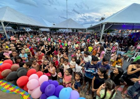 NOVO HORIZONTE DO SUL: Prefeitura realiza megaevento e alegra centenas de crianças